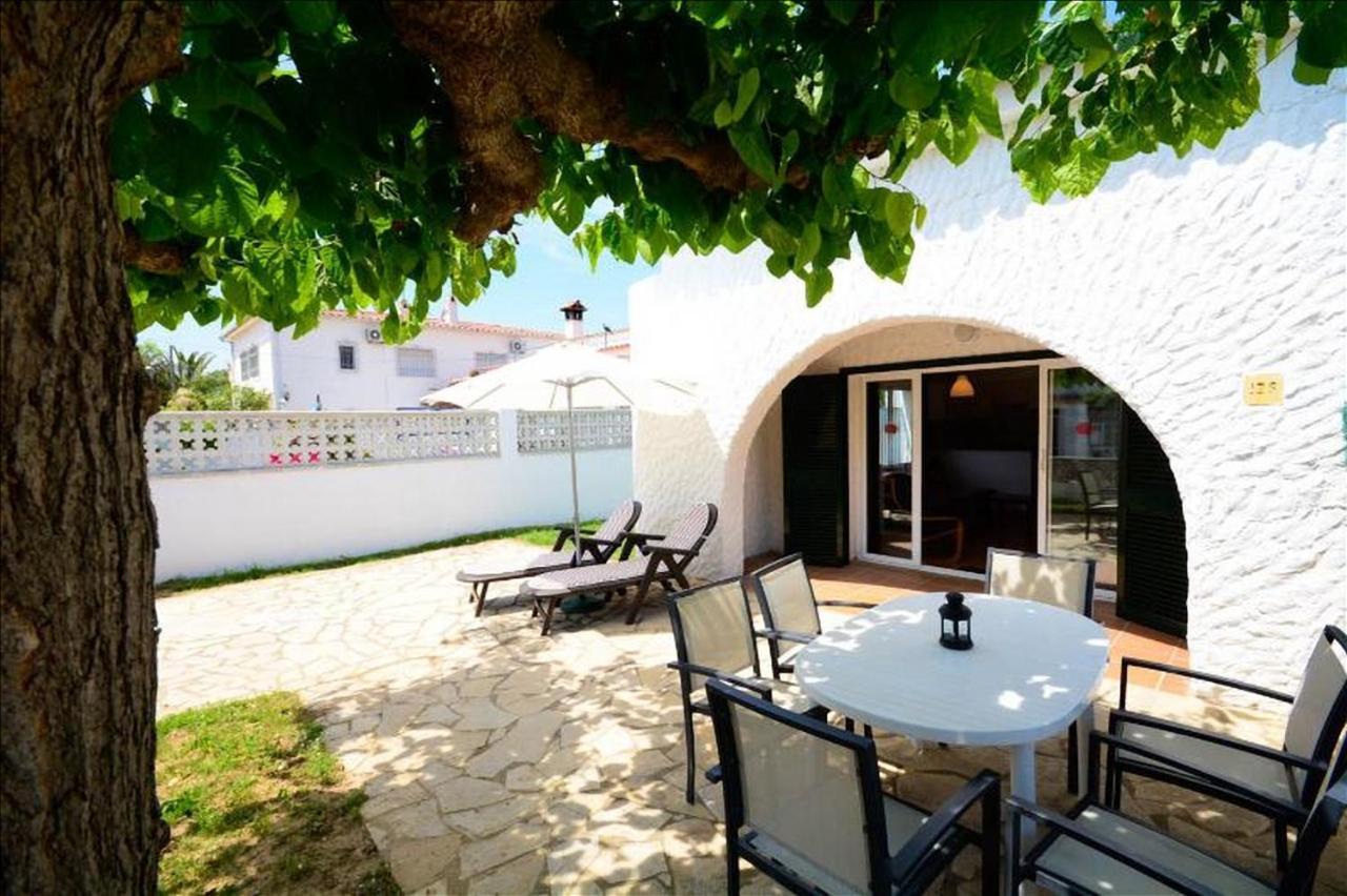Casas Montgri Villa Empuriabrava Exteriör bild